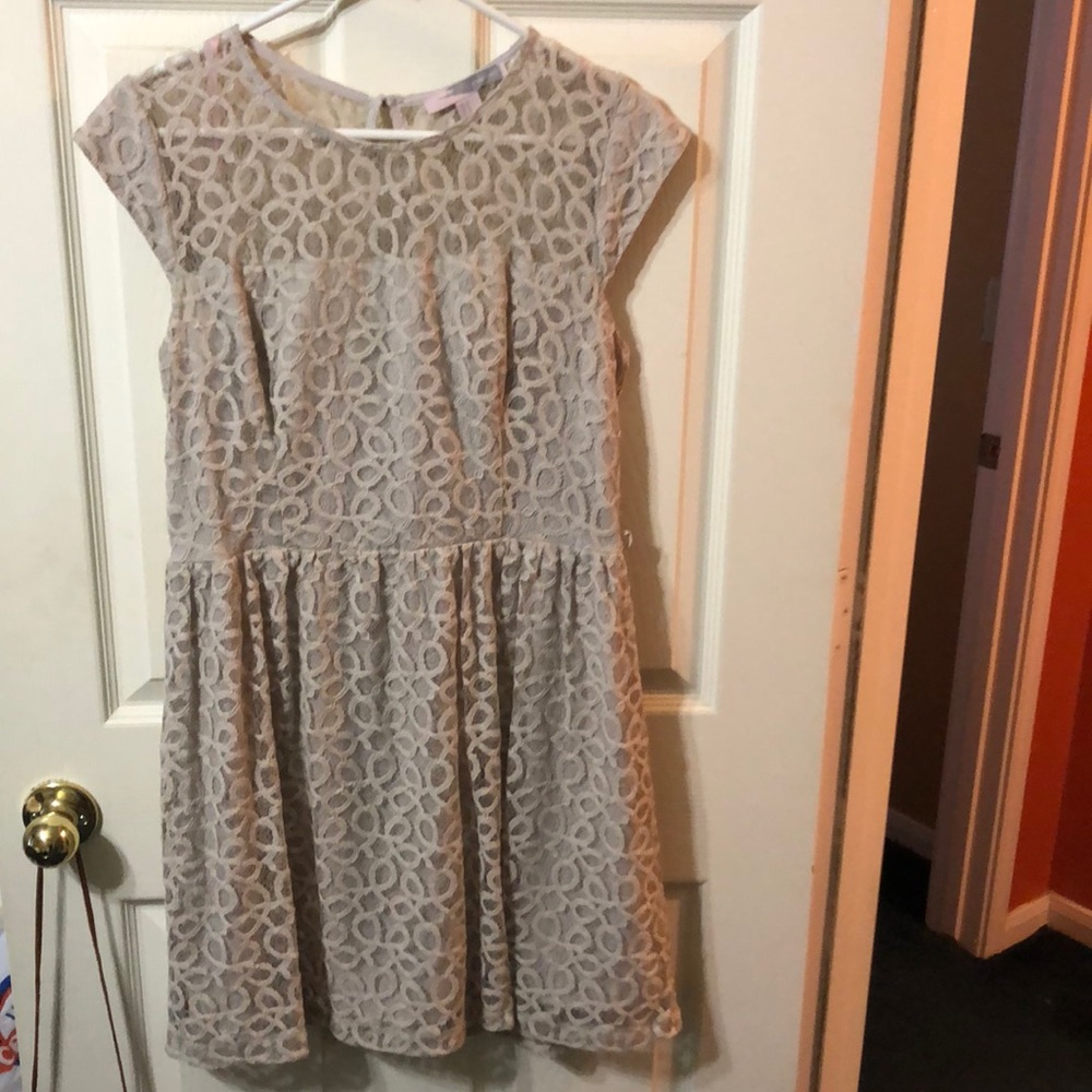 Lace dress